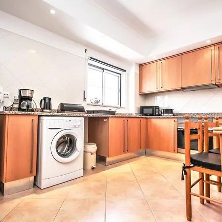 St Διαμέρισμα